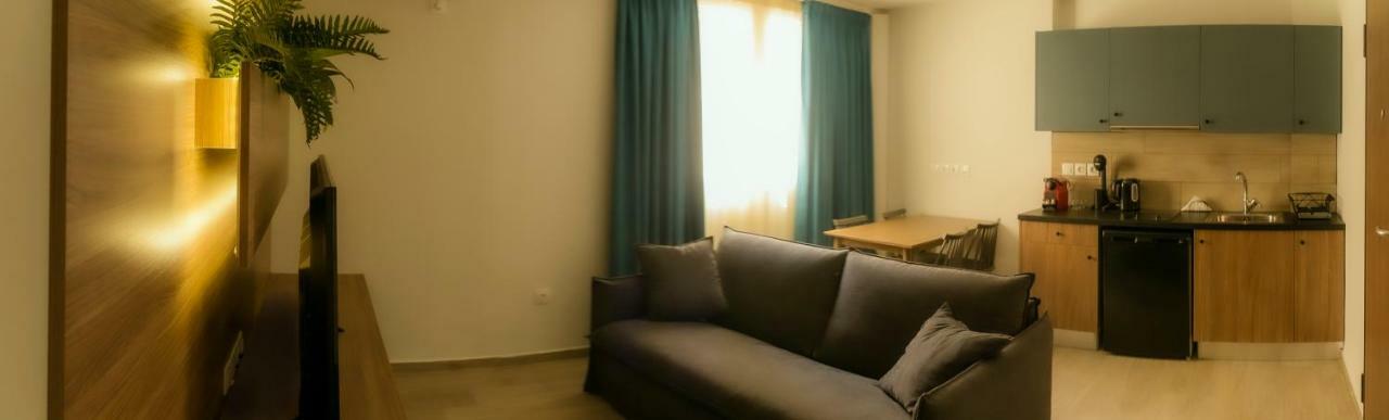 My Place Aparthotel *
